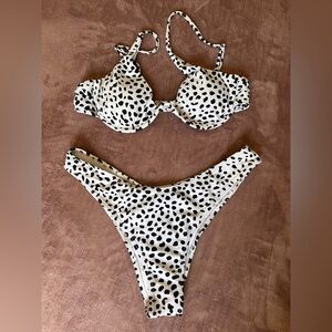 { Dalmatian Pattern Bikini Set }